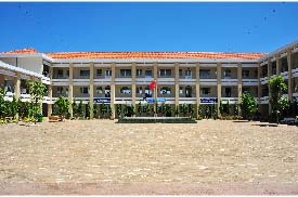 Trường THPT Trần Văn Giàu